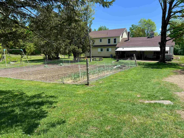 $524,000 | 457 The Bend Road, Greensboro, VT 05842