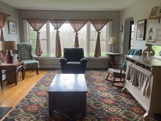 $524,000 | 457 The Bend Road, Greensboro, VT 05842