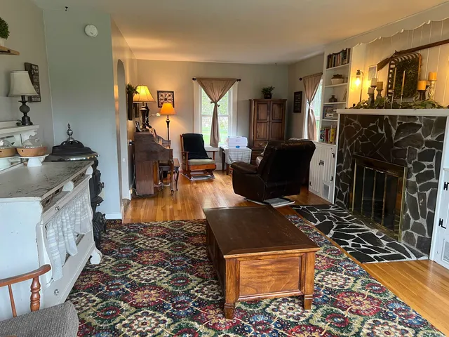 $524,000 | 457 The Bend Road, Greensboro, VT 05842