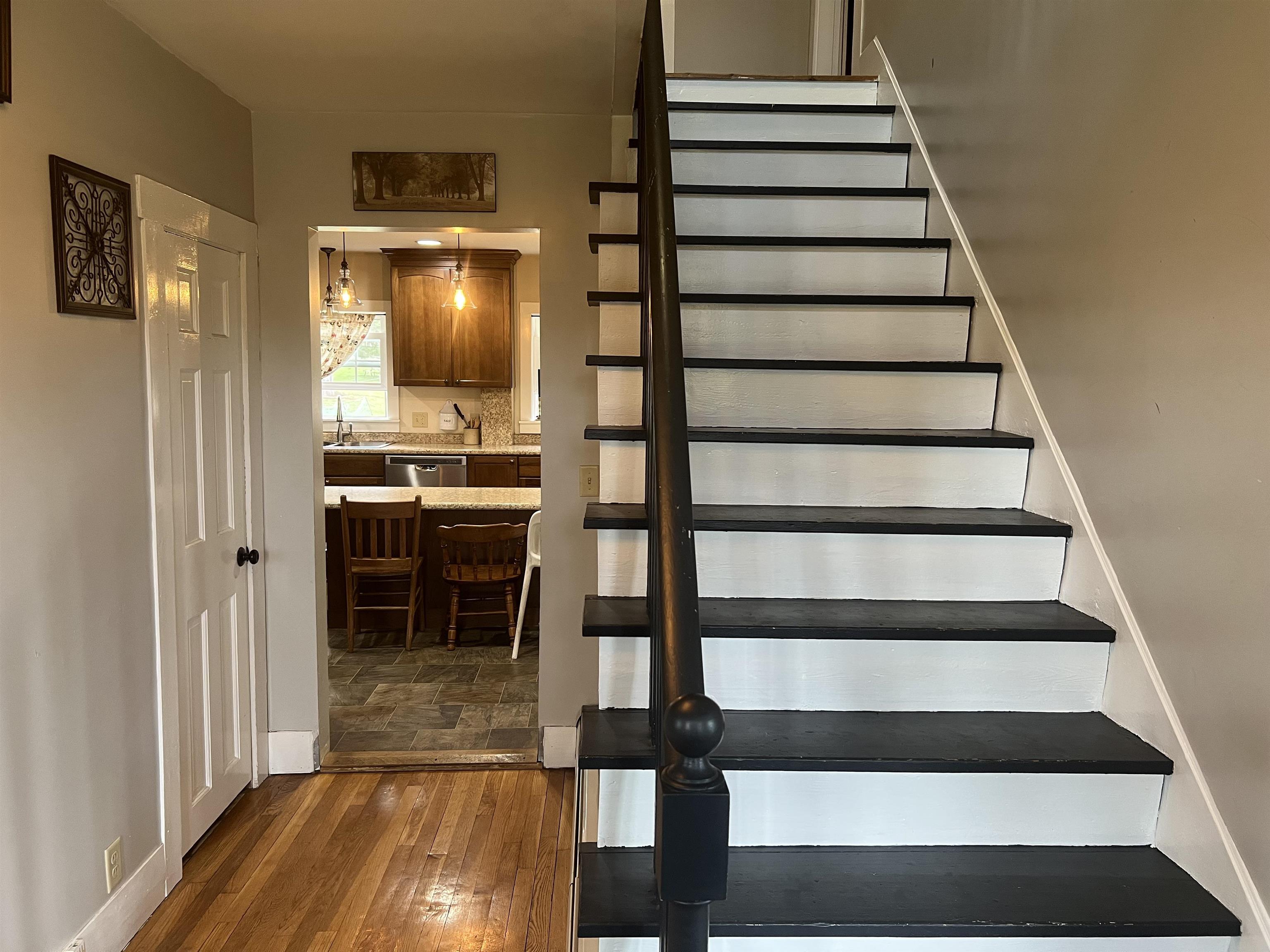 457 The Bend Road Greensboro, VT 05842 - Photo 8 of 22