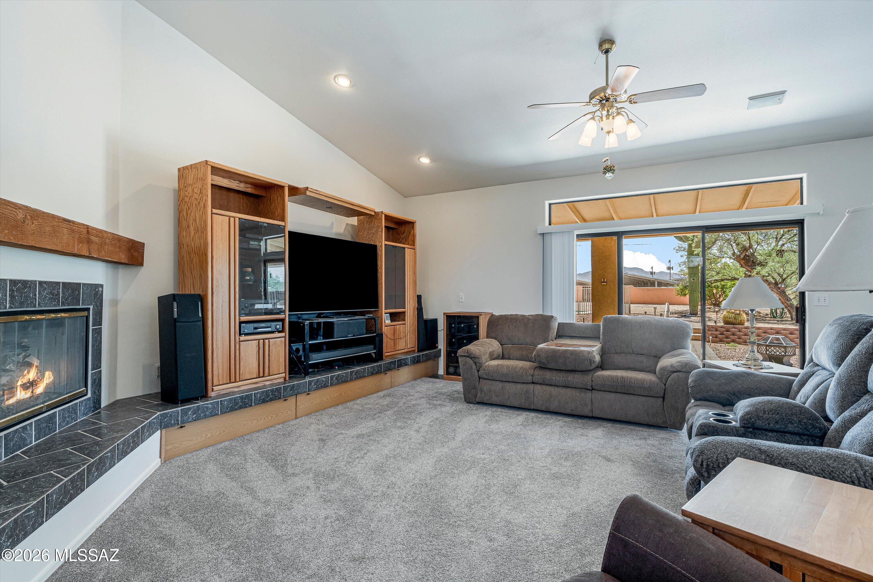 4940 North Castle Ridge Road Tucson, AZ 85749 - Photo 6 of 43 08-Living Room