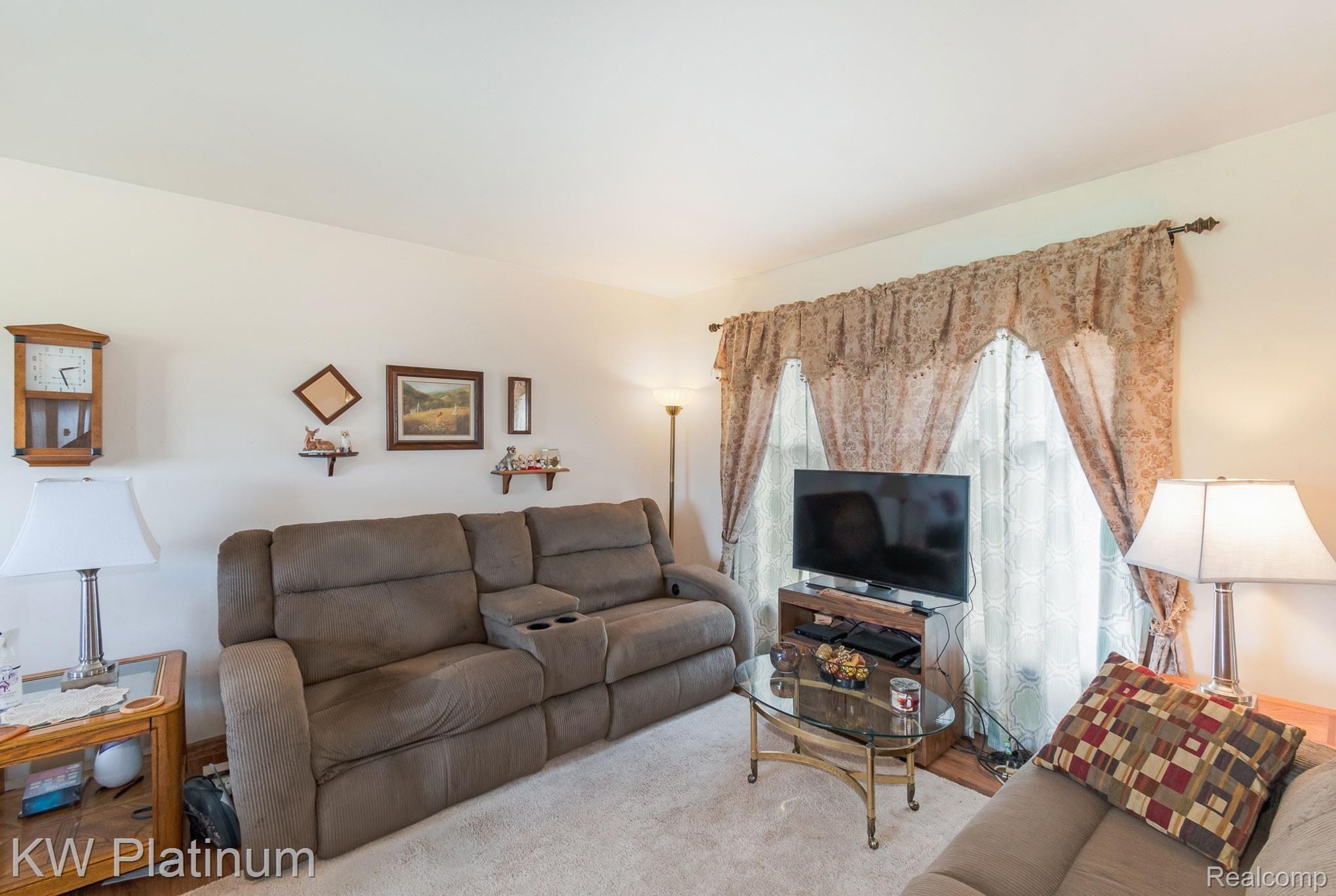 5660 Rattle Run Road St. Clair, MI 48079 - Photo 3 of 40 210520-Jurmo-5660-Rattle-Run_38.jpg