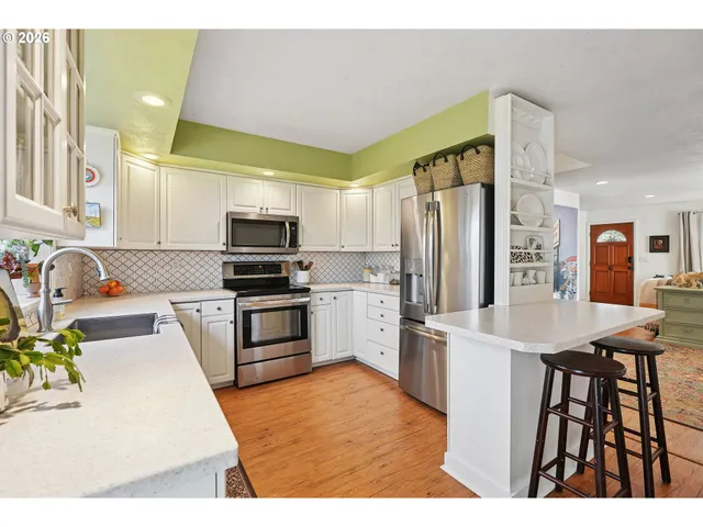 $560,000 | 2055 Summer Street Southeast, Salem, OR 97302