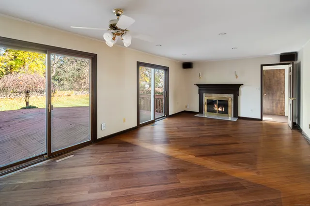 $1,000,000 | 136 Knobloch Lane, Stamford, CT 06902