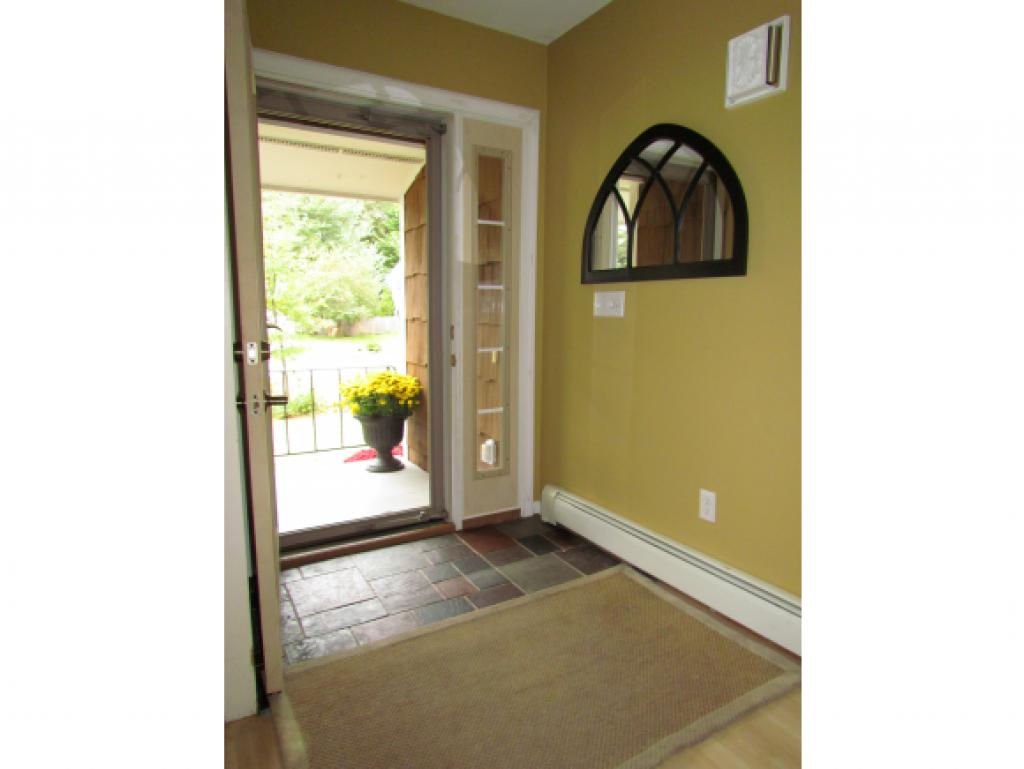 183 Rudgate Road Colchester, VT 05446 - Photo 2 of 26 Gallery Image 2