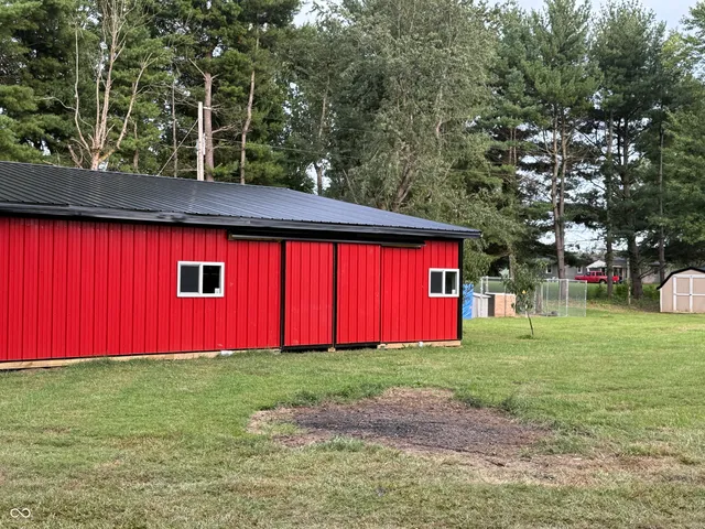 $430,000 | 11131 Highway 9, Fountaintown, IN 46130