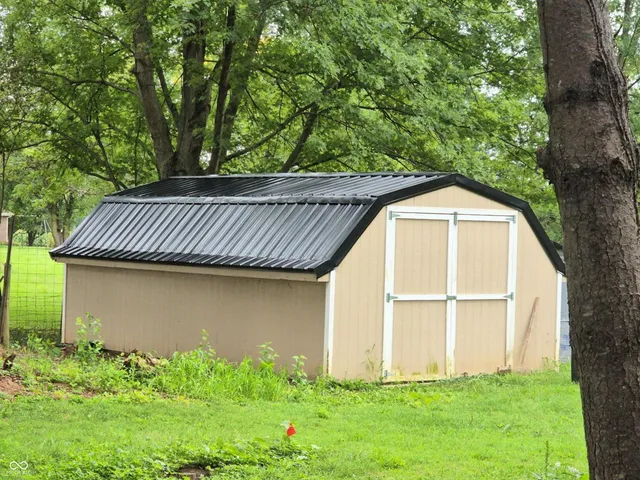 $430,000 | 11131 Highway 9, Fountaintown, IN 46130