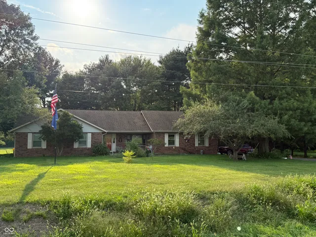 $430,000 | 11131 Highway 9, Fountaintown, IN 46130