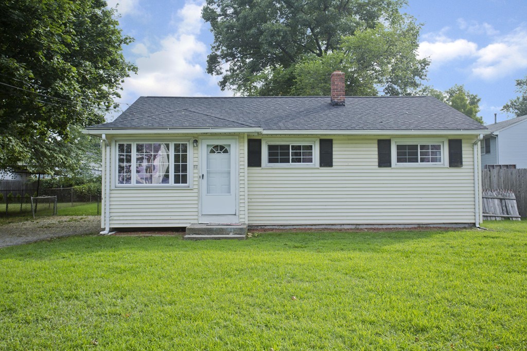 12 Steuben Street Springfield, MA 01151 - Photo 1 of 21 Gallery Image 1