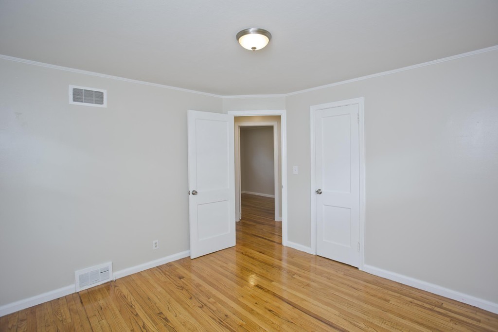 12 Steuben Street Springfield, MA 01151 - Photo 13 of 21 Gallery Image 13