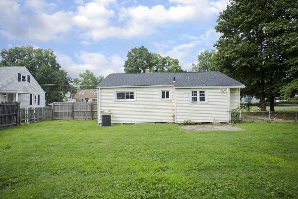 12 Steuben Street Springfield, MA 01151 - Photo 20 of 21 Gallery Image 20