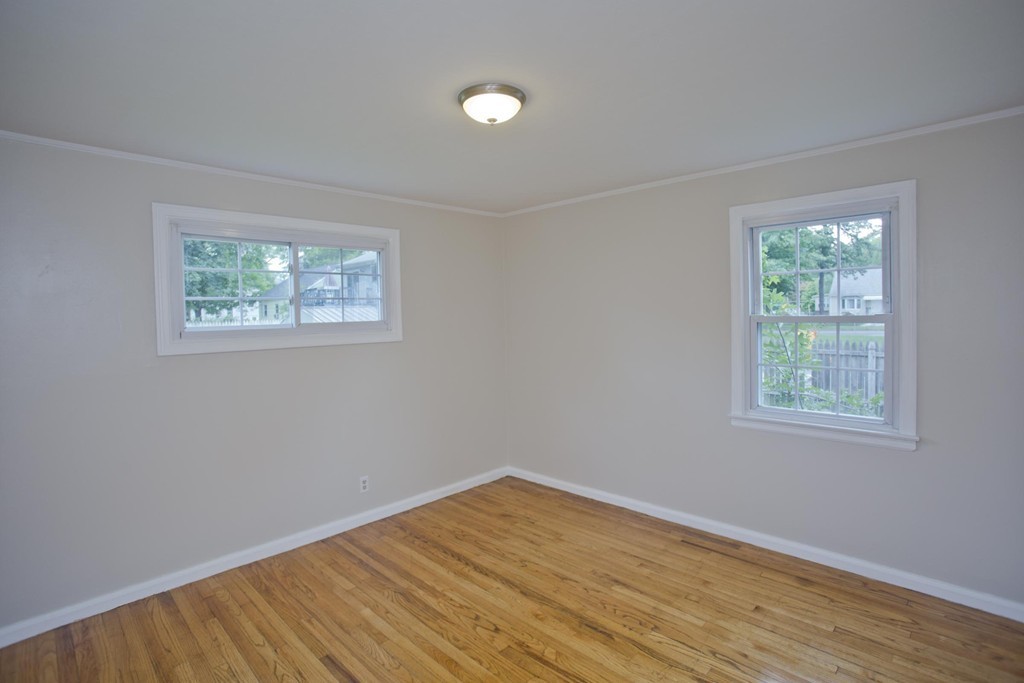 12 Steuben Street Springfield, MA 01151 - Photo 9 of 21 Gallery Image 9