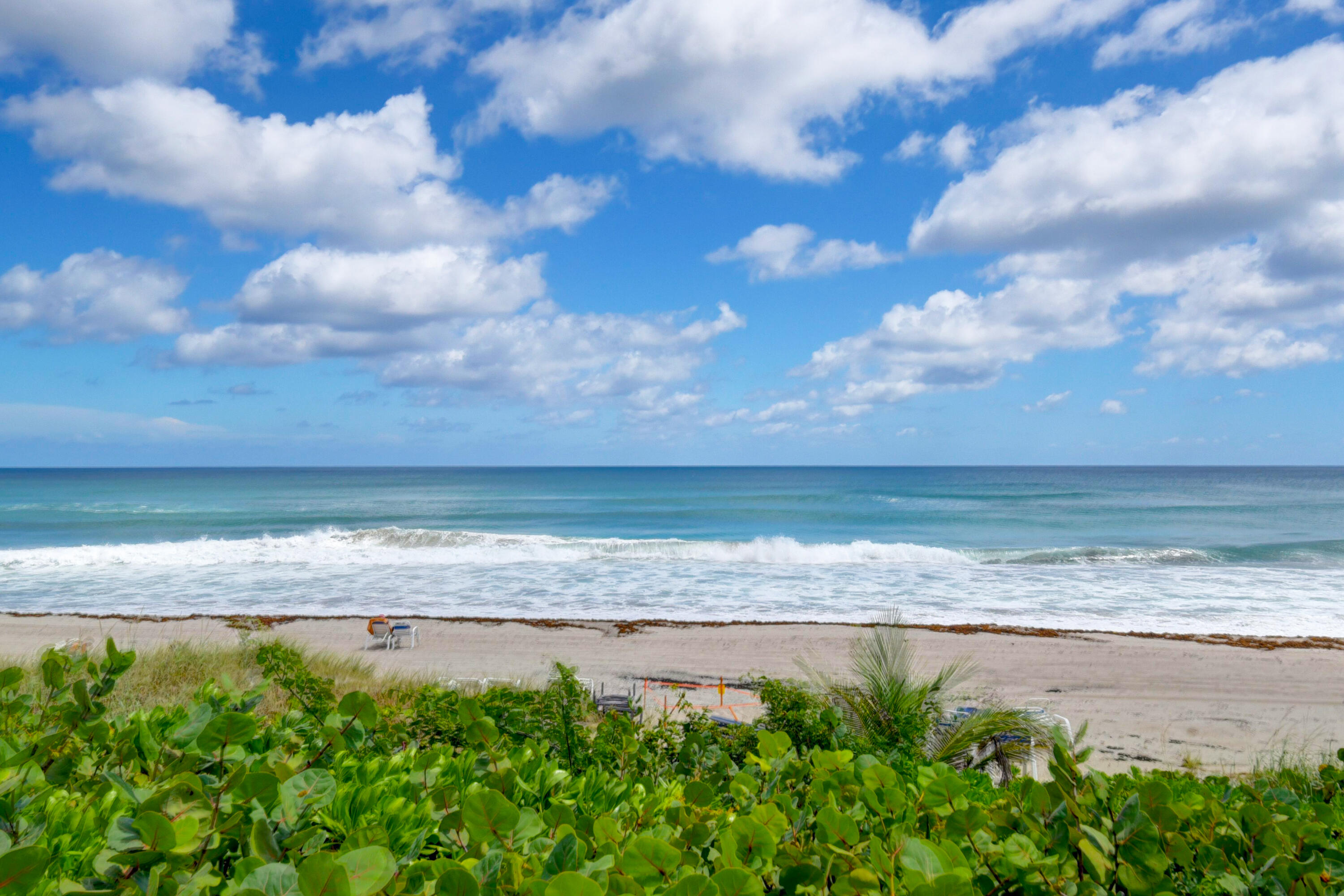 2066 North Ocean Boulevard, Unit 14SW Boca Raton, FL 33431 - Photo 5 of 43 beach