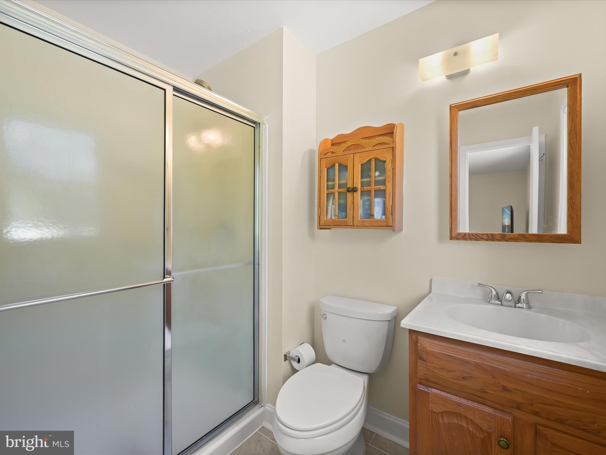 15225 Barnesville Road Boyds, MD 20841 - Photo 15 of 44 Primary Bath