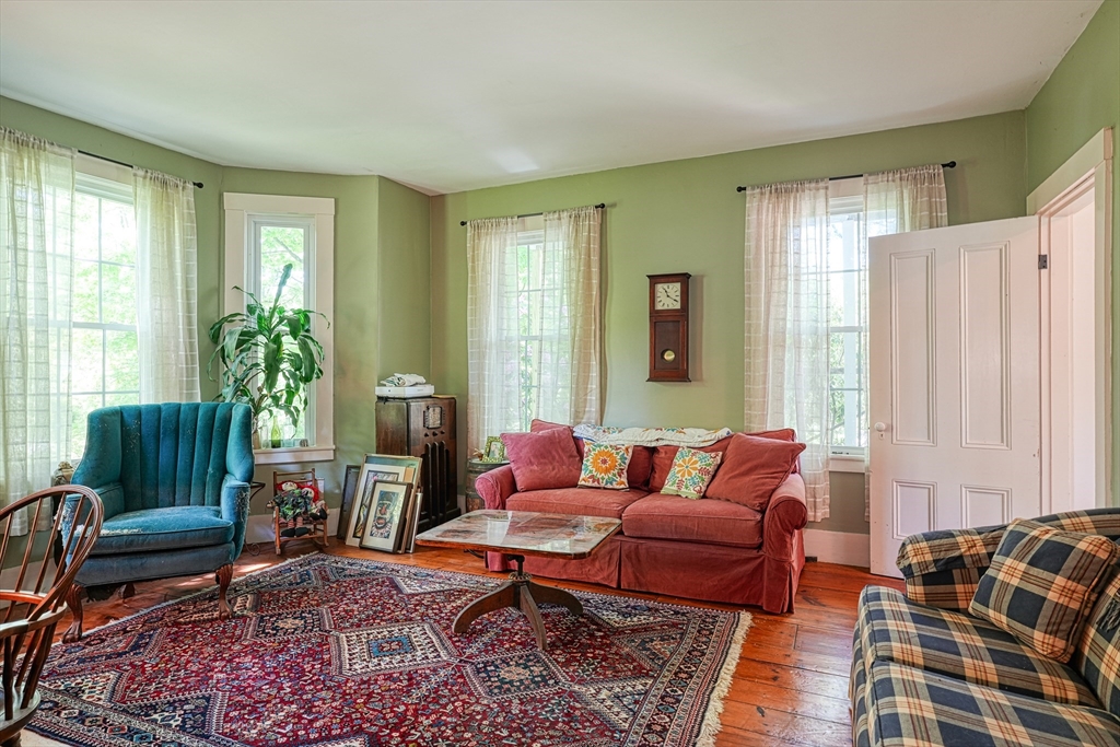 302 South Bolton Road Bolton, MA 01740 - Photo 13 of 25
