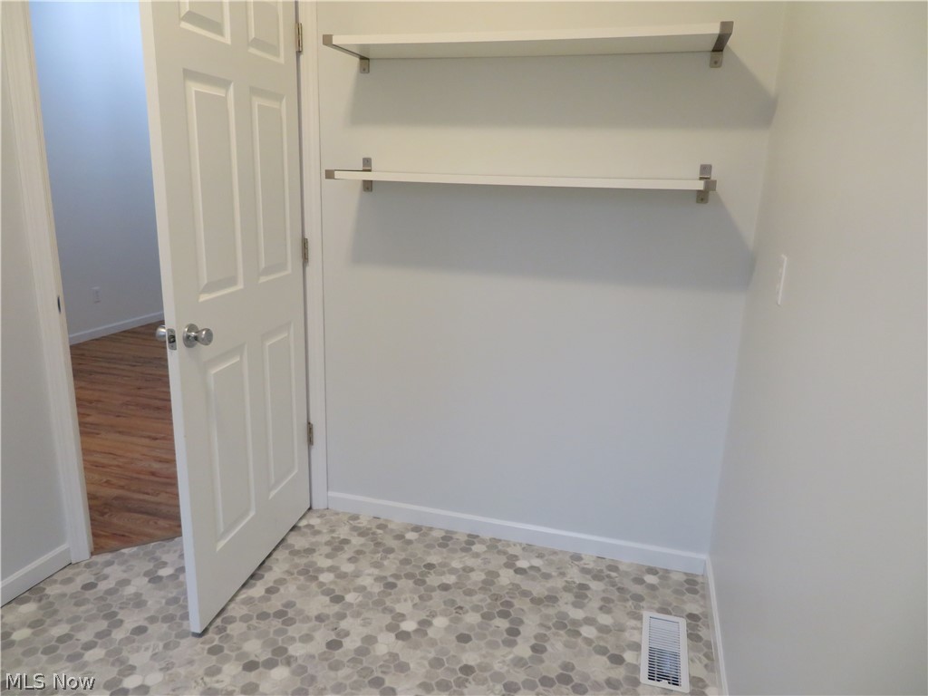 37517 Harry's Ridge Road Barnesville, OH 43713 - Photo 17 of 35 Gallery Image 17