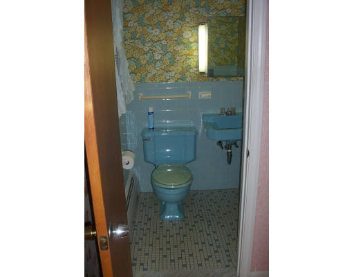 62 Pilgrim Road Lancaster, MA 01523 - Photo 10 of 13 Gallery Image 10