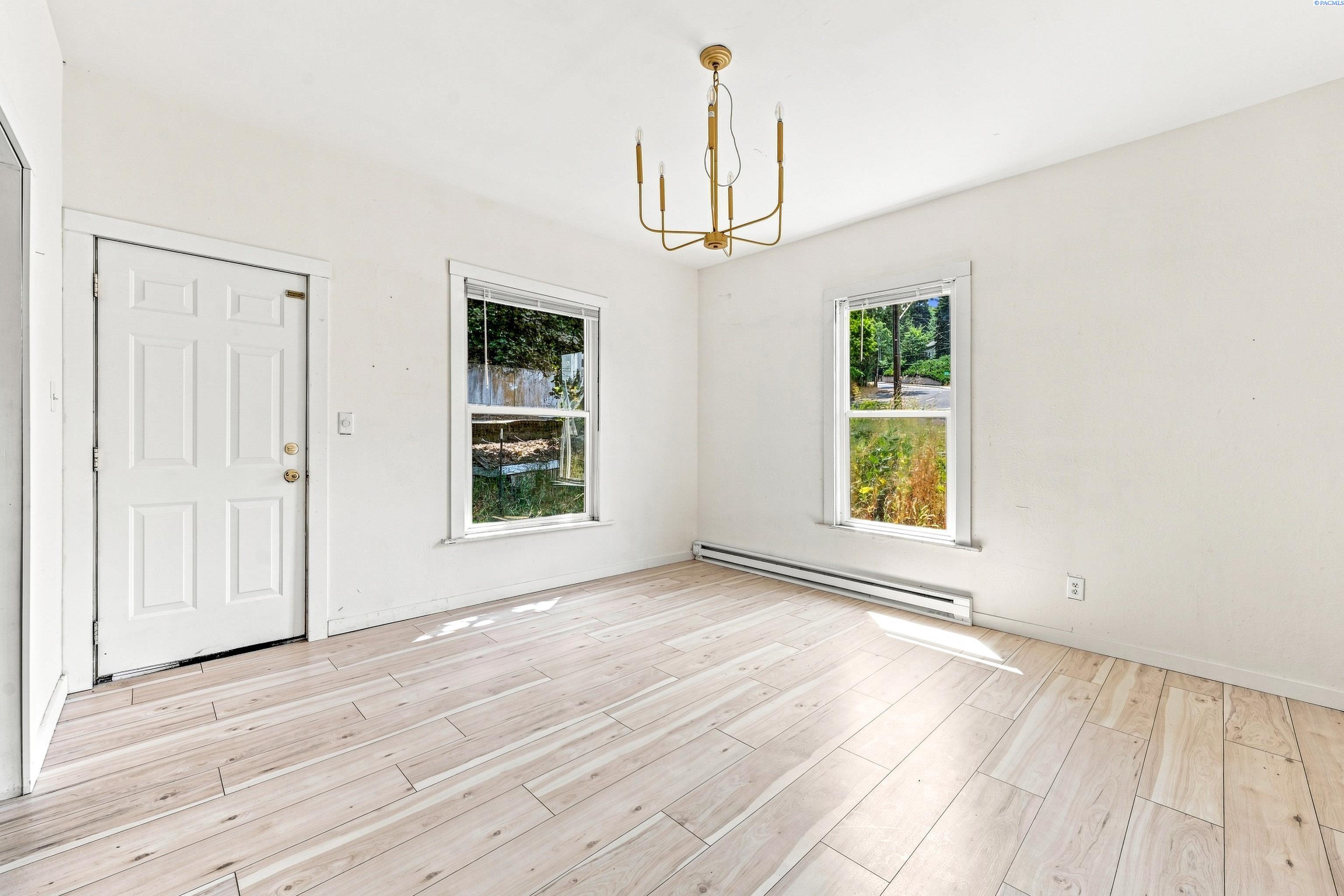 225 Southeast Spring Street Pullman, WA 99163 - Photo 3 of 23 Gallery Image 3