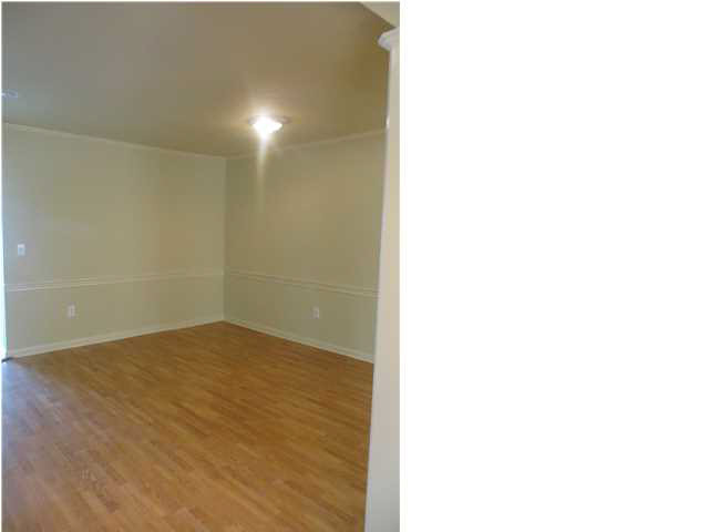 72 Breakers Lane, Unit 72 Ridgeland, MS 39157 - Photo 5 of 17 Dining Room