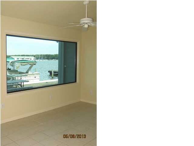 72 Breakers Lane, Unit 72 Ridgeland, MS 39157 - Photo 8 of 17 Breakfast Room