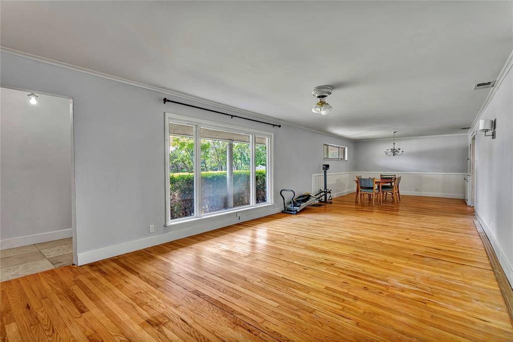 5108 Crown Road Fort Worth, TX 76114 - Photo 5 of 22 Gallery Image 5