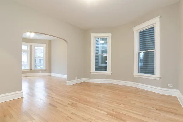 $2,150 | 2914 North Richmond Street, Unit 1, Chicago, IL 60618