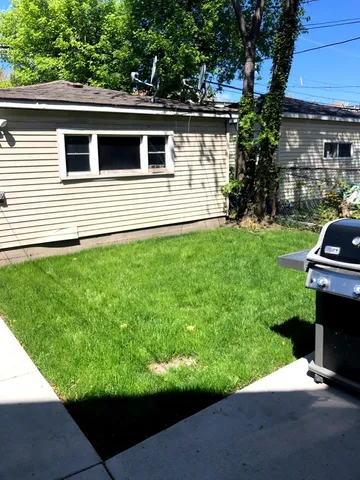 $2,150 | 2914 North Richmond Street, Unit 1, Chicago, IL 60618