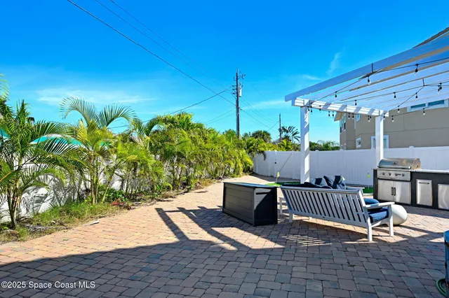 $849,900 | 142 Mediterranean Way, Indian Harbour Beach, FL 32937