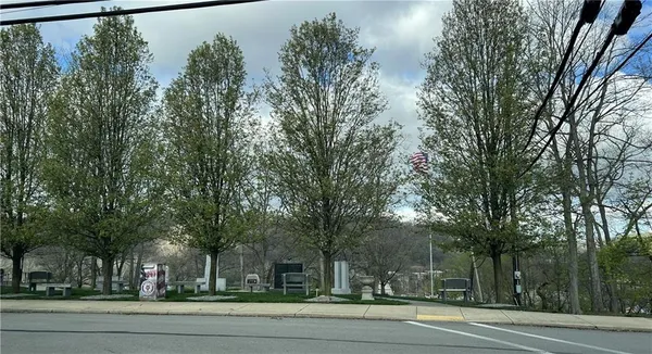 $174,500 | 504 Fairmont Avenue, Trafford, PA 15085