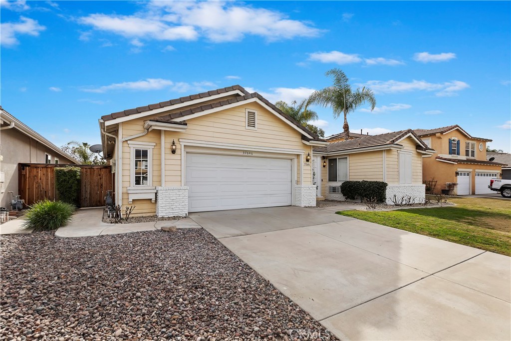 37646 Newcastle Road Murrieta, CA 92563 - Photo 1 of 1