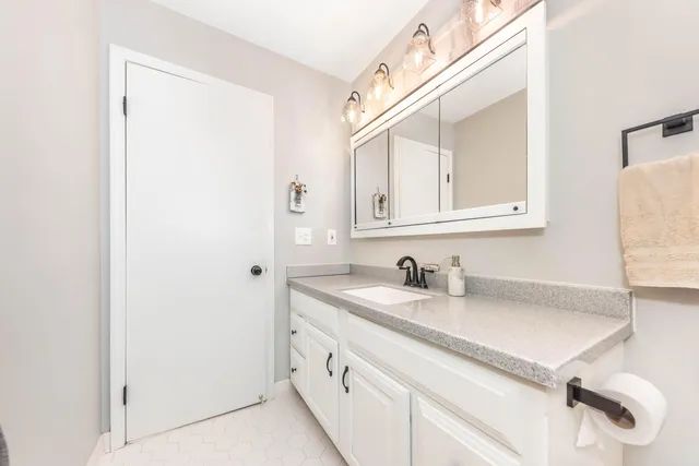 $315,000 | 237 Winchester Street, South Lyon, MI 48178