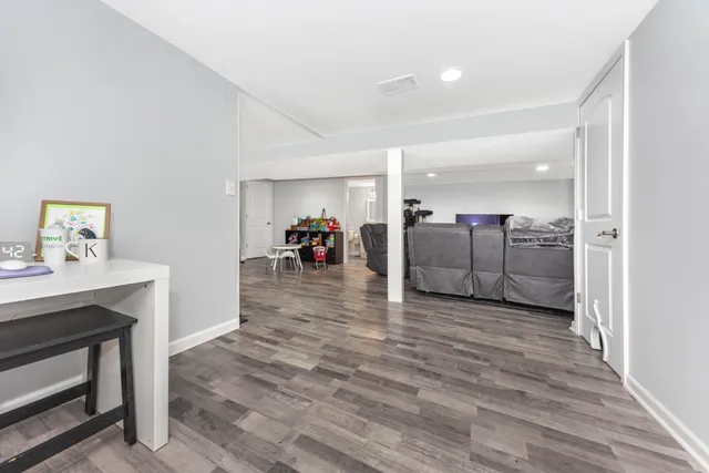 $315,000 | 237 Winchester Street, South Lyon, MI 48178