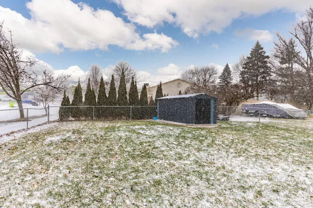 $315,000 | 237 Winchester Street, South Lyon, MI 48178