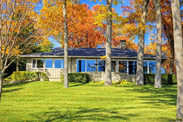 $2,390,000 | N5667 Lac Verde Circle, Green Lake, WI 54941