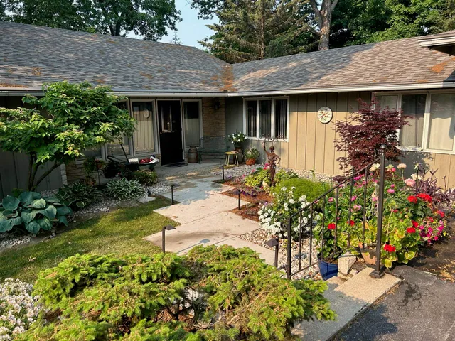 $2,390,000 | N5667 Lac Verde Circle, Green Lake, WI 54941