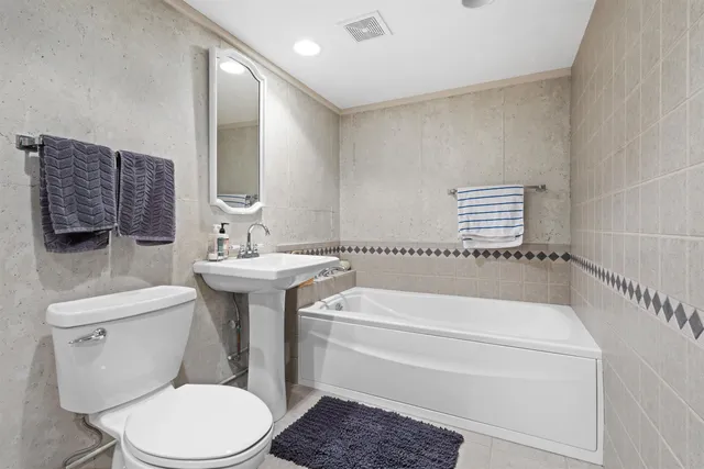 $2,390,000 | N5667 Lac Verde Circle, Green Lake, WI 54941