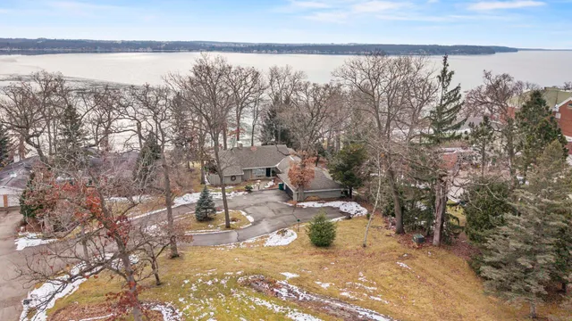 $2,390,000 | N5667 Lac Verde Circle, Green Lake, WI 54941