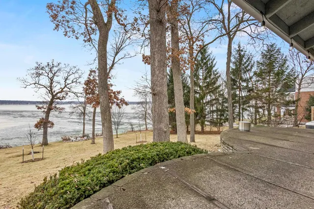 $2,390,000 | N5667 Lac Verde Circle, Green Lake, WI 54941