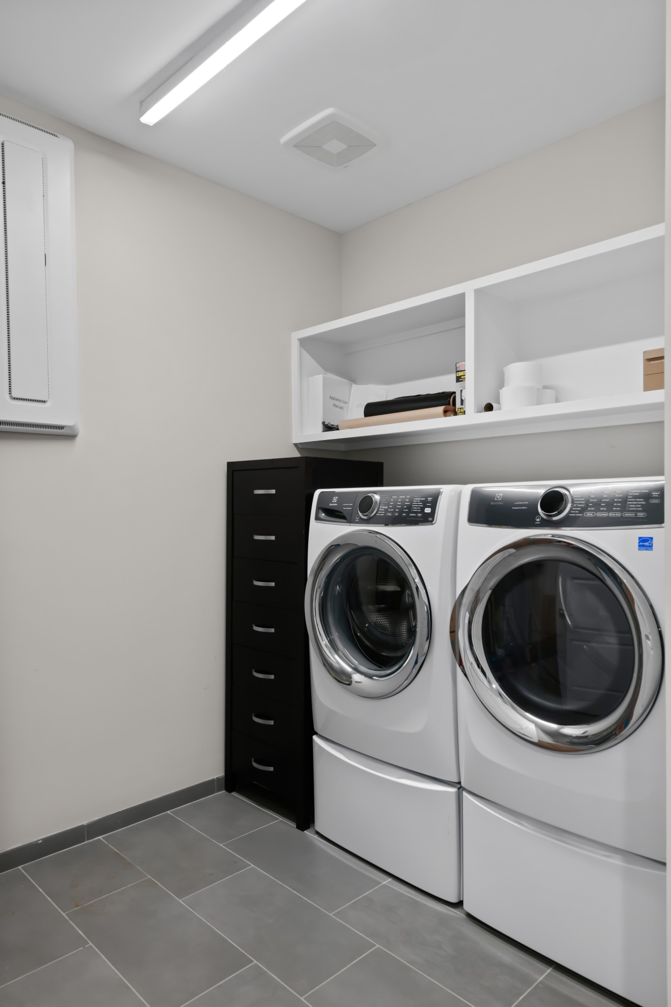 20 Rutledge Street, Unit 707 Nashville, TN 37210 - Photo 30 of 51 a utility room with dryer and washer