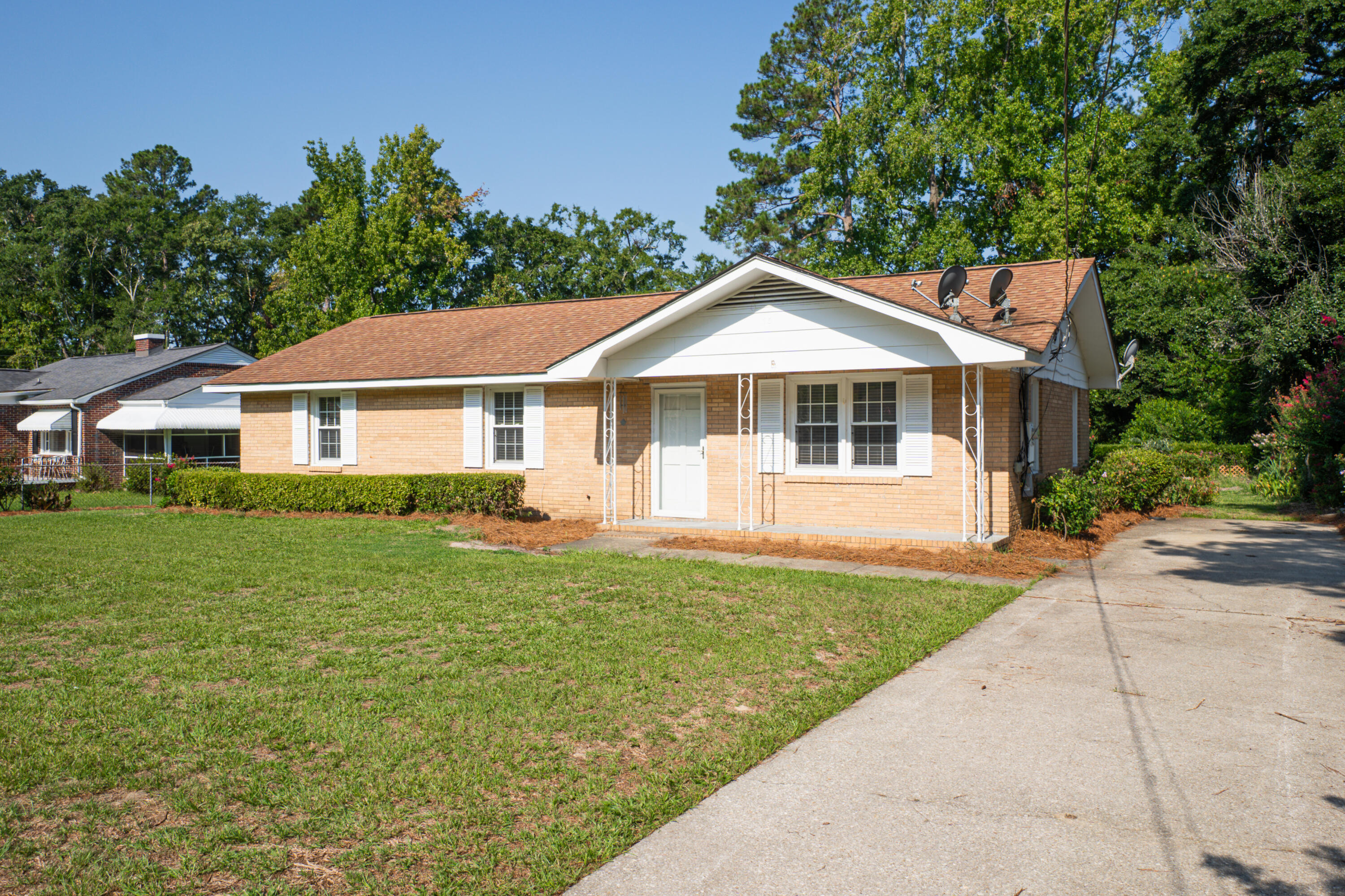 73 Harrell Street Sumter, SC 29150 - Photo 4 of 31 DSC00438-HDR