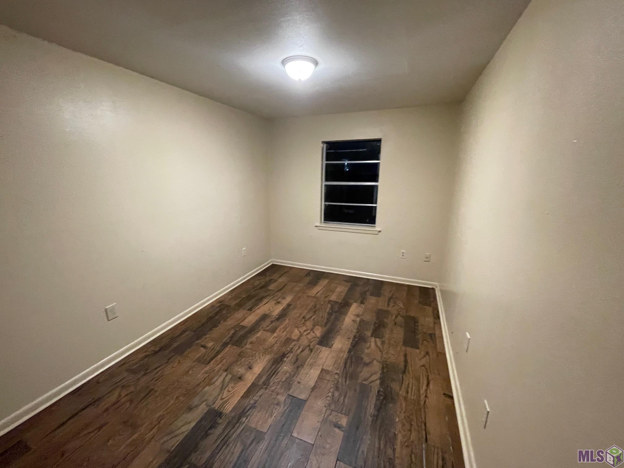 4554 Y A Tittle Avenue Baton Rouge, LA 70820 - Photo 11 of 37