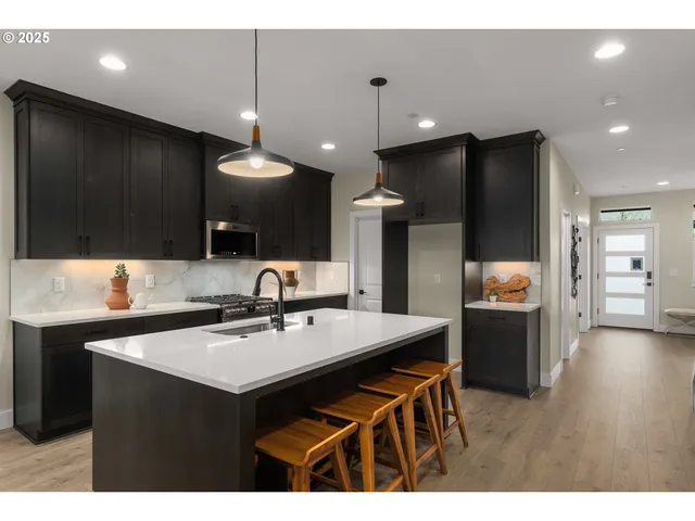 $599,000 | 4717 Northwest Camas Meadows Drive, Camas, WA 98607