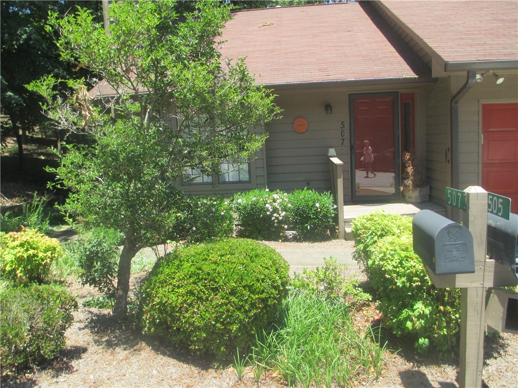 507 Sullivans Way Seneca, SC 29672 - Photo 1 of 19 Gallery Image 1
