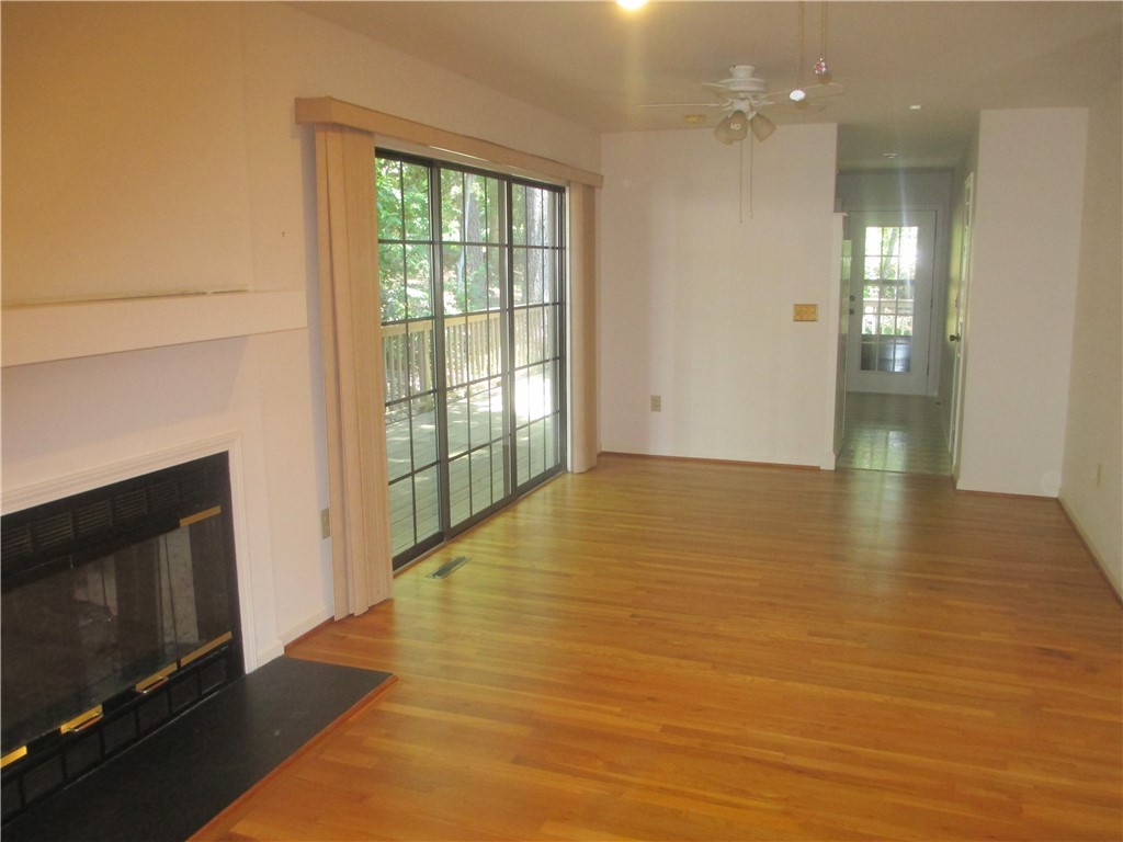 507 Sullivans Way Seneca, SC 29672 - Photo 3 of 19 Gallery Image 3