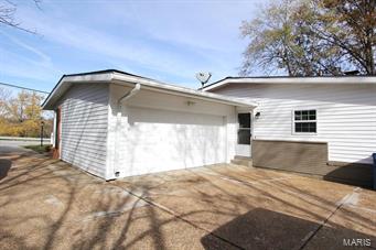 15336 Clayton Road Ballwin, MO 63011 - Photo 60 of 61 Gallery Image 60