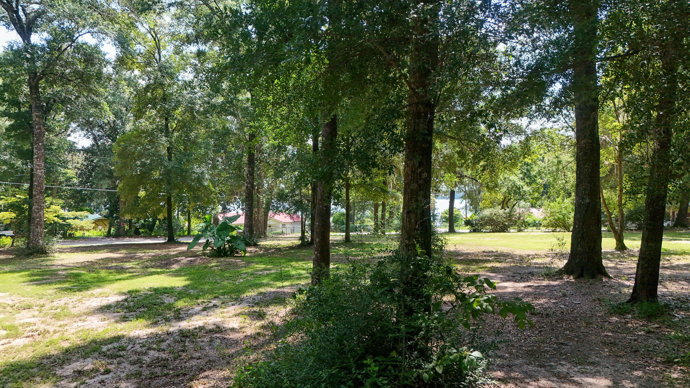 225 Wesley Road DeFuniak Springs, FL 32433 - Photo 11 of 18 DJI_20240806141820_0066_D