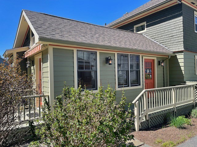 46 Ridgewood Terrace Northampton, MA 01060 - Photo 3 of 24 Gallery Image 3