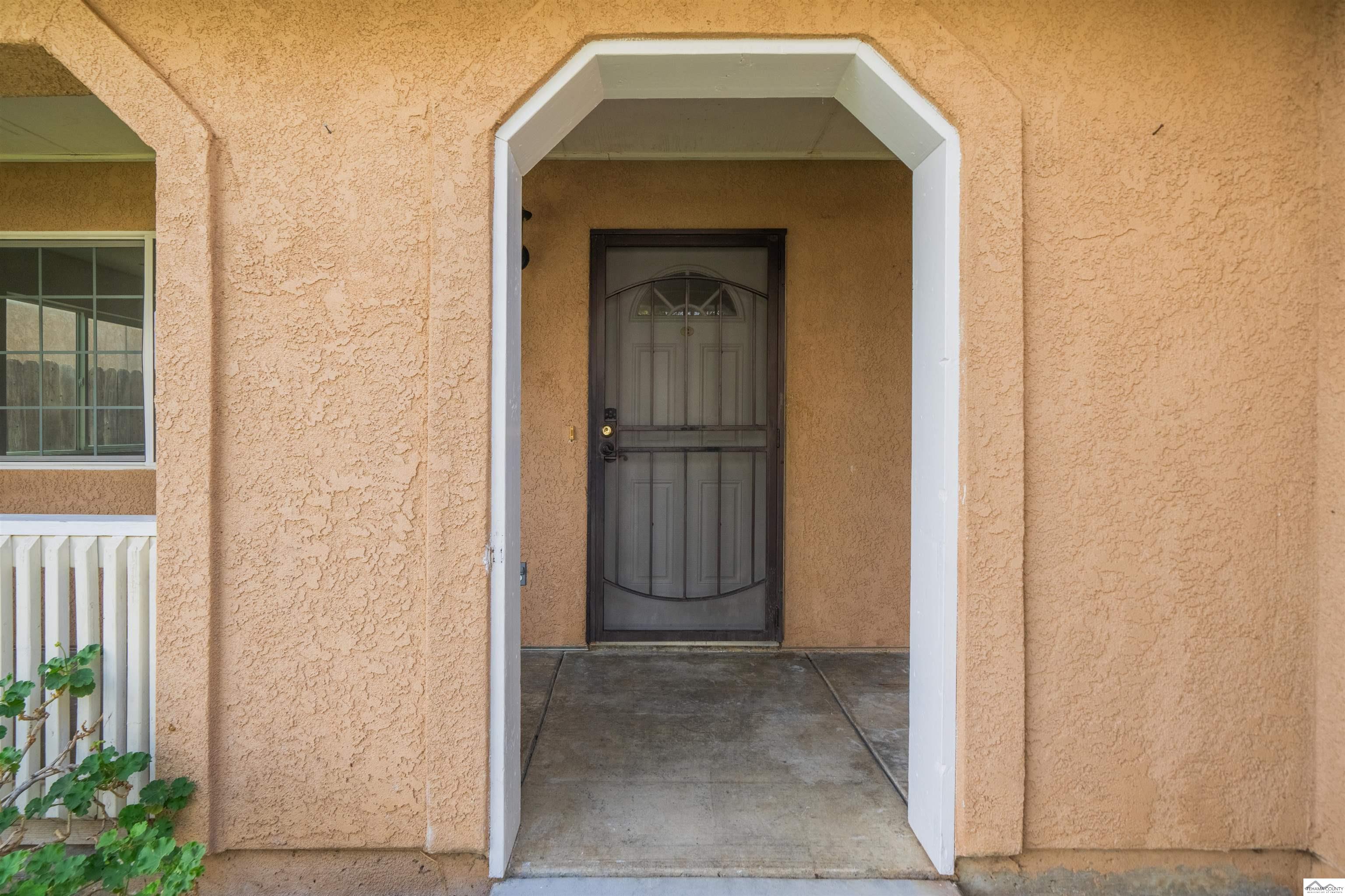 2015 Gentry Way Red Bluff, CA 96080 - Photo 3 of 18 Gallery Image 3