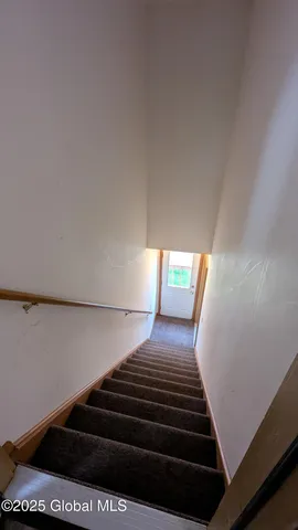 $1,500 | 821 Salina Street, Schenectady, NY 12308