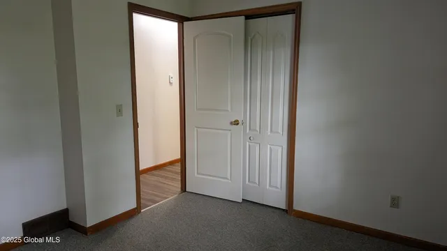 $1,500 | 821 Salina Street, Schenectady, NY 12308